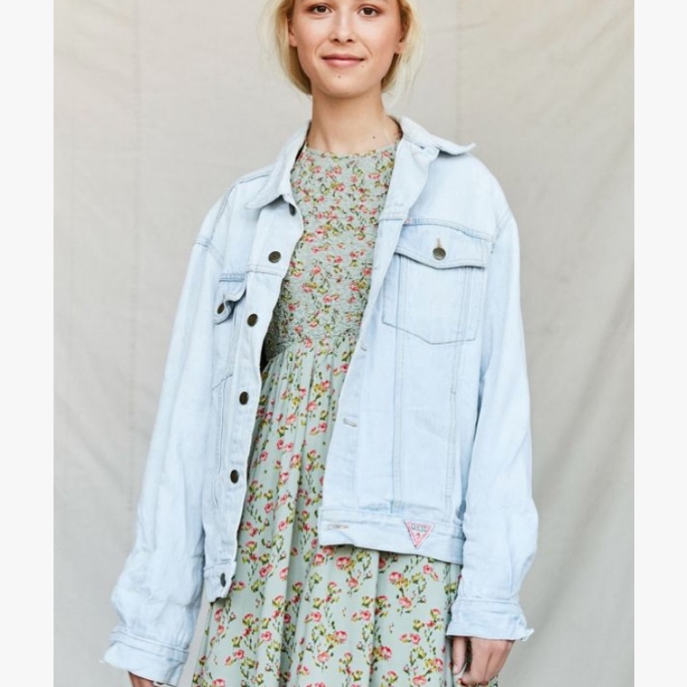 Vintage Guess ‘90s Light Wash Denim Trucker Jacket